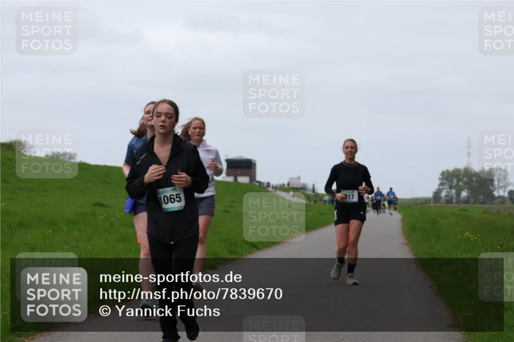 04.05.2025 - 8. Wedeler Halbmarathon Yannick Fuchs http://msf.ph/oto/7839670 04.05.2025 11:25:58 Laufen 1065, 317 meine-sportfotos.de