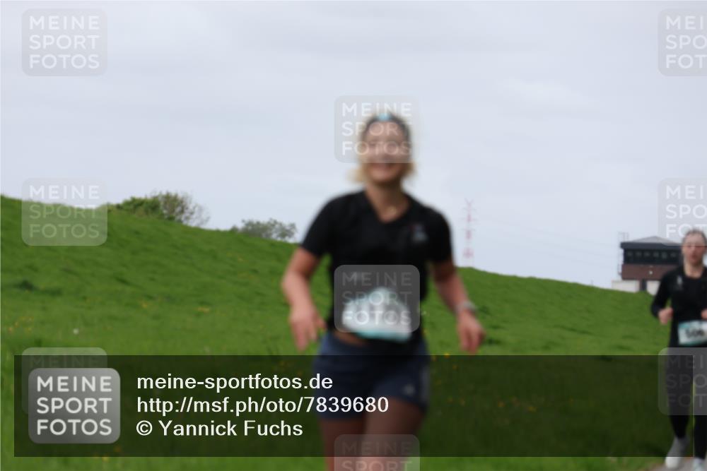 04.05.2025 - 8. Wedeler Halbmarathon Yannick Fuchs http://msf.ph/oto/7839680 04.05.2025 11:47:28 Laufen  meine-sportfotos.de