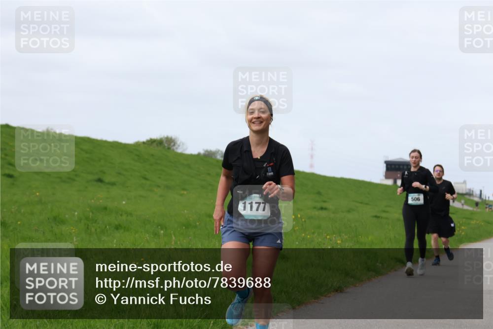 04.05.2025 - 8. Wedeler Halbmarathon Yannick Fuchs http://msf.ph/oto/7839688 04.05.2025 11:47:28 Laufen 506, 1177 meine-sportfotos.de