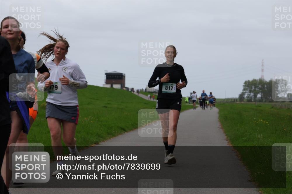 04.05.2025 - 8. Wedeler Halbmarathon Yannick Fuchs http://msf.ph/oto/7839699 04.05.2025 11:25:59 Laufen 817, 179 meine-sportfotos.de