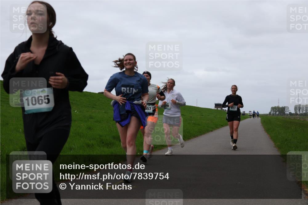 04.05.2025 - 8. Wedeler Halbmarathon Yannick Fuchs http://msf.ph/oto/7839754 04.05.2025 11:26:00 Laufen 1065, 957, 179 meine-sportfotos.de