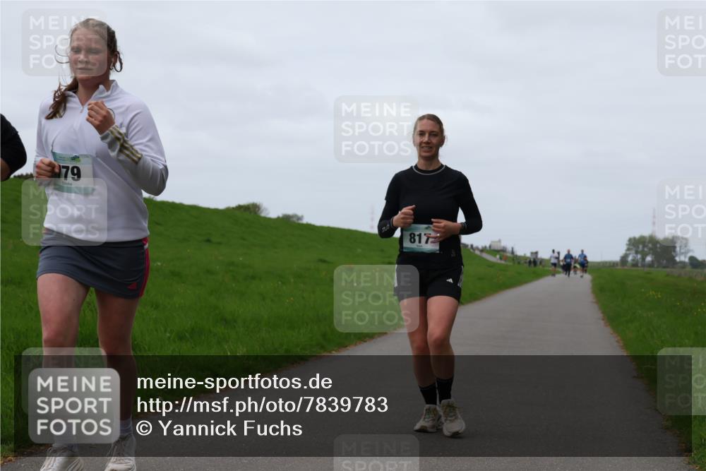 04.05.2025 - 8. Wedeler Halbmarathon Yannick Fuchs http://msf.ph/oto/7839783 04.05.2025 11:26:01 Laufen 79, 817 meine-sportfotos.de