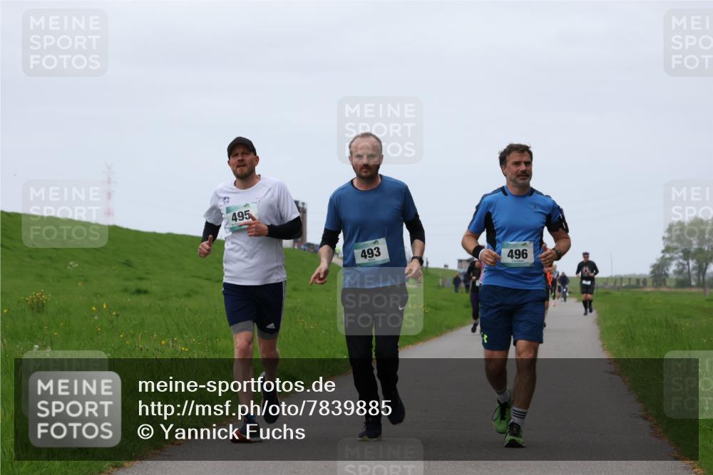 04.05.2025 - 8. Wedeler Halbmarathon Yannick Fuchs http://msf.ph/oto/7839885 04.05.2025 11:26:28 Laufen 495, 493, 496 meine-sportfotos.de