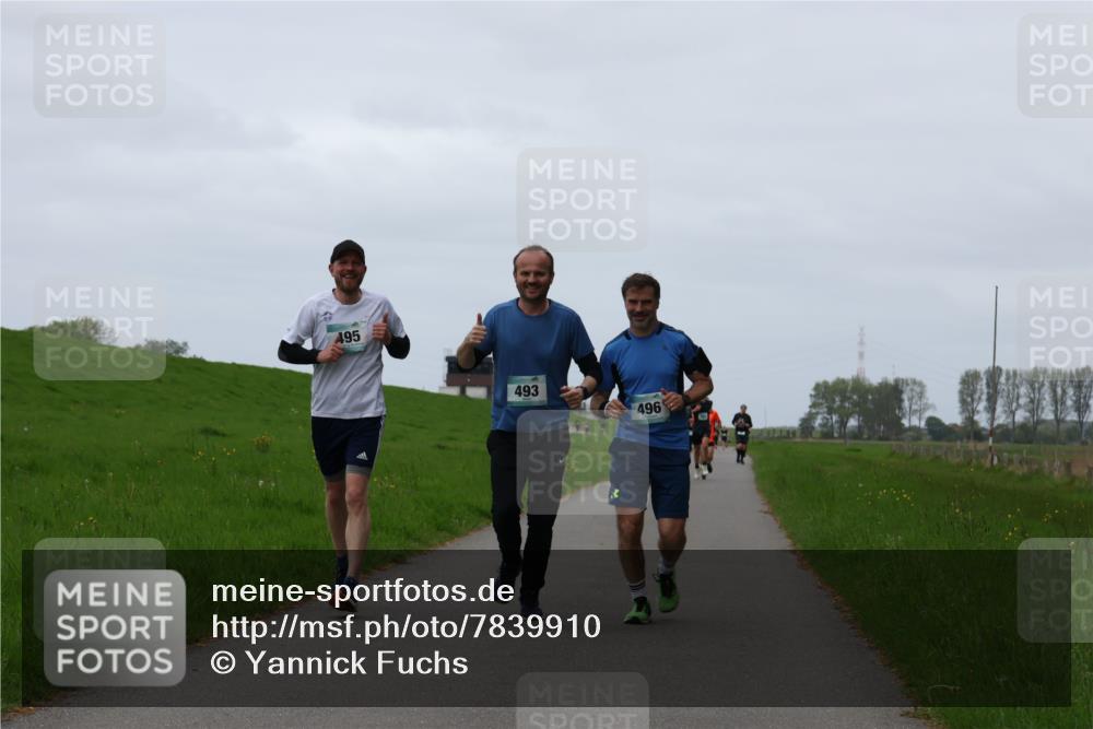 04.05.2025 - 8. Wedeler Halbmarathon Yannick Fuchs http://msf.ph/oto/7839910 04.05.2025 11:26:30 Laufen 495, 493, 496 meine-sportfotos.de