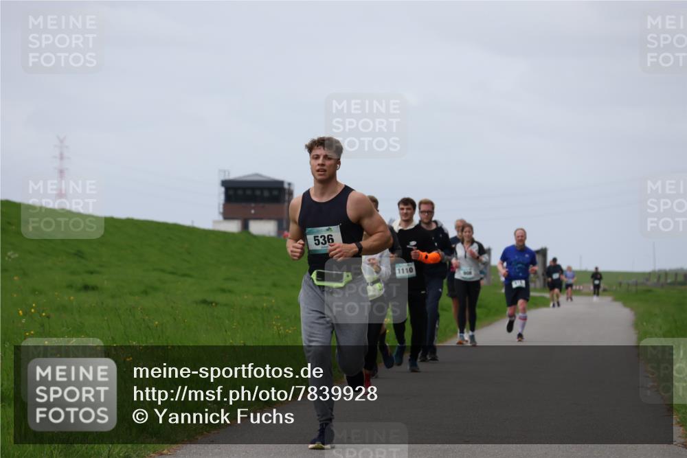 04.05.2025 - 8. Wedeler Halbmarathon Yannick Fuchs http://msf.ph/oto/7839928 04.05.2025 11:47:36 Laufen 536, 1110 meine-sportfotos.de