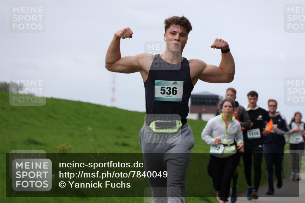 04.05.2025 - 8. Wedeler Halbmarathon Yannick Fuchs http://msf.ph/oto/7840049 04.05.2025 11:47:39 Laufen 536, 172, 1110 meine-sportfotos.de