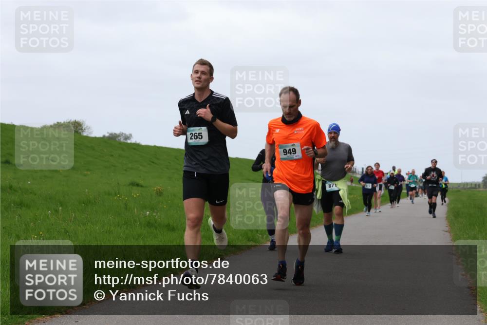 04.05.2025 - 8. Wedeler Halbmarathon Yannick Fuchs http://msf.ph/oto/7840063 04.05.2025 11:26:42 Laufen 265, 949, 871 meine-sportfotos.de