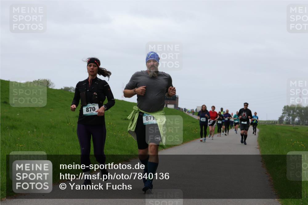 04.05.2025 - 8. Wedeler Halbmarathon Yannick Fuchs http://msf.ph/oto/7840136 04.05.2025 11:26:46 Laufen 870, 871, 913 meine-sportfotos.de
