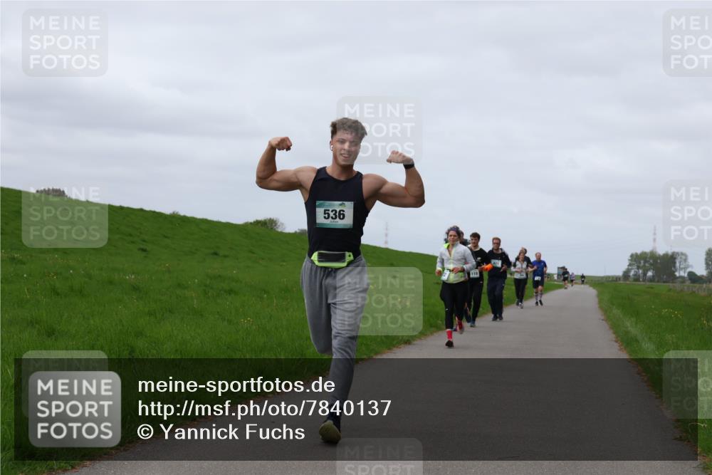 04.05.2025 - 8. Wedeler Halbmarathon Yannick Fuchs http://msf.ph/oto/7840137 04.05.2025 11:47:40 Laufen 536, 110 meine-sportfotos.de