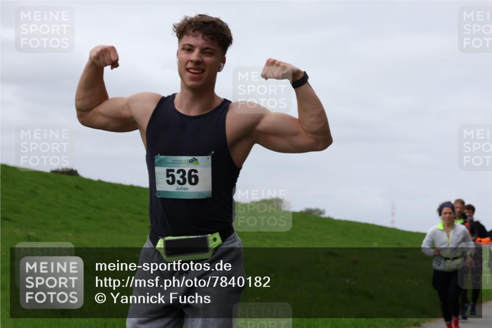 04.05.2025 - 8. Wedeler Halbmarathon Yannick Fuchs http://msf.ph/oto/7840182 04.05.2025 11:47:41 Laufen 536 meine-sportfotos.de