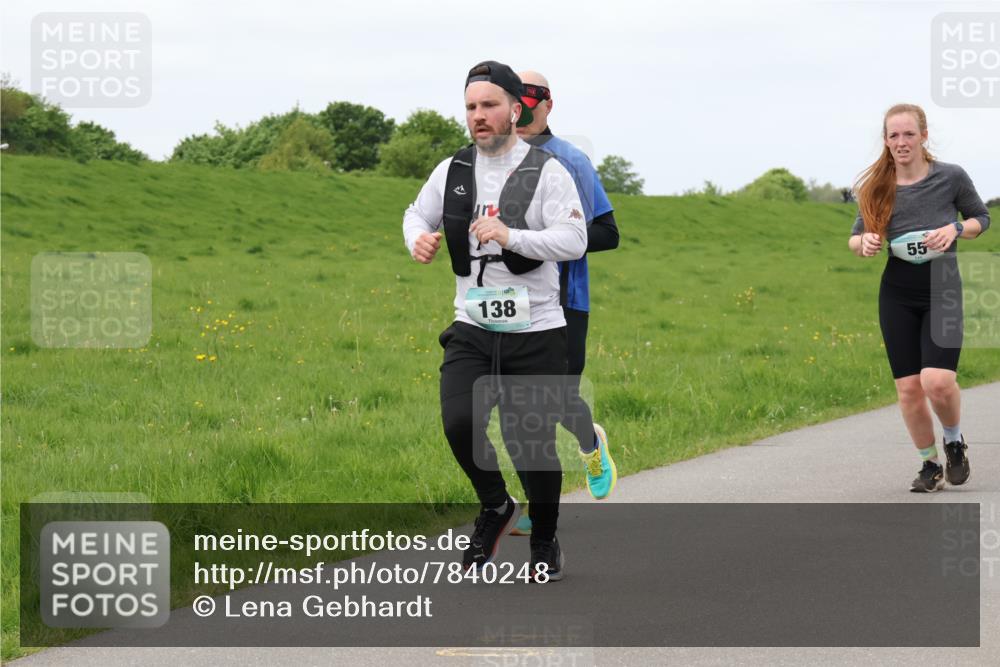 04.05.2025 - 8. Wedeler Halbmarathon Lena Gebhardt http://msf.ph/oto/7840248 04.05.2025 11:47:23 Laufen 138, 55 meine-sportfotos.de