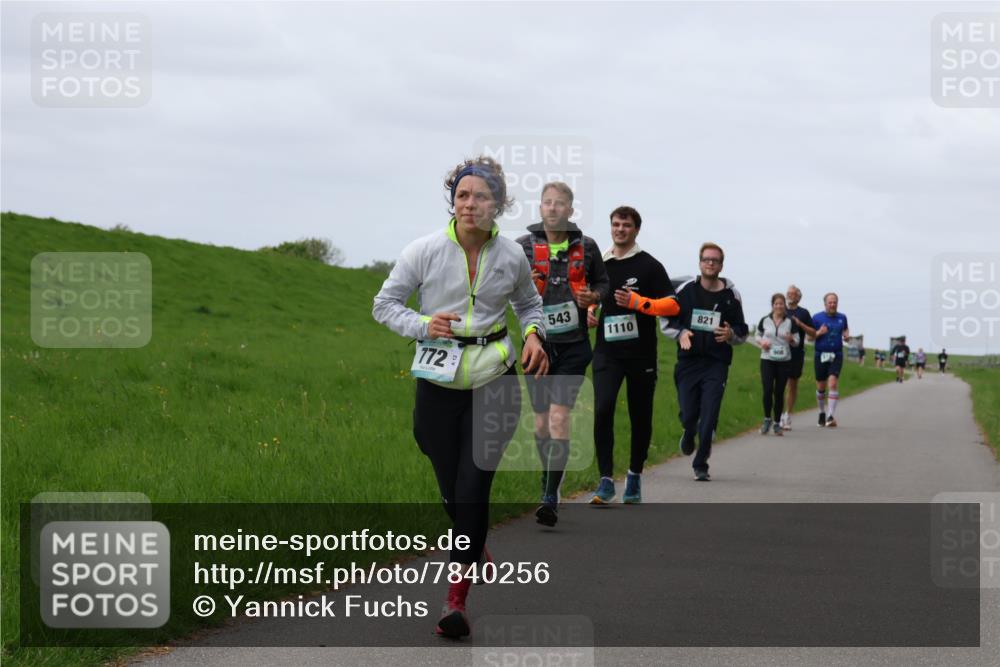 04.05.2025 - 8. Wedeler Halbmarathon Yannick Fuchs http://msf.ph/oto/7840256 04.05.2025 11:47:43 Laufen 772, 543, 821, 1110 meine-sportfotos.de