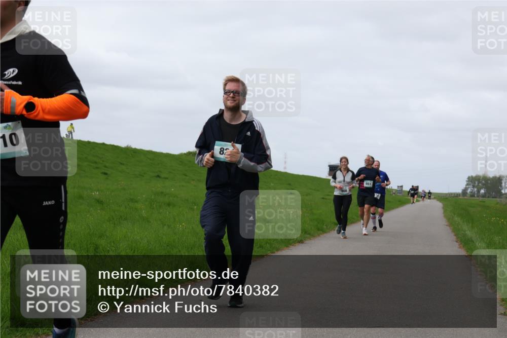 04.05.2025 - 8. Wedeler Halbmarathon Yannick Fuchs http://msf.ph/oto/7840382 04.05.2025 11:47:48 Laufen 10, 82, 661 meine-sportfotos.de