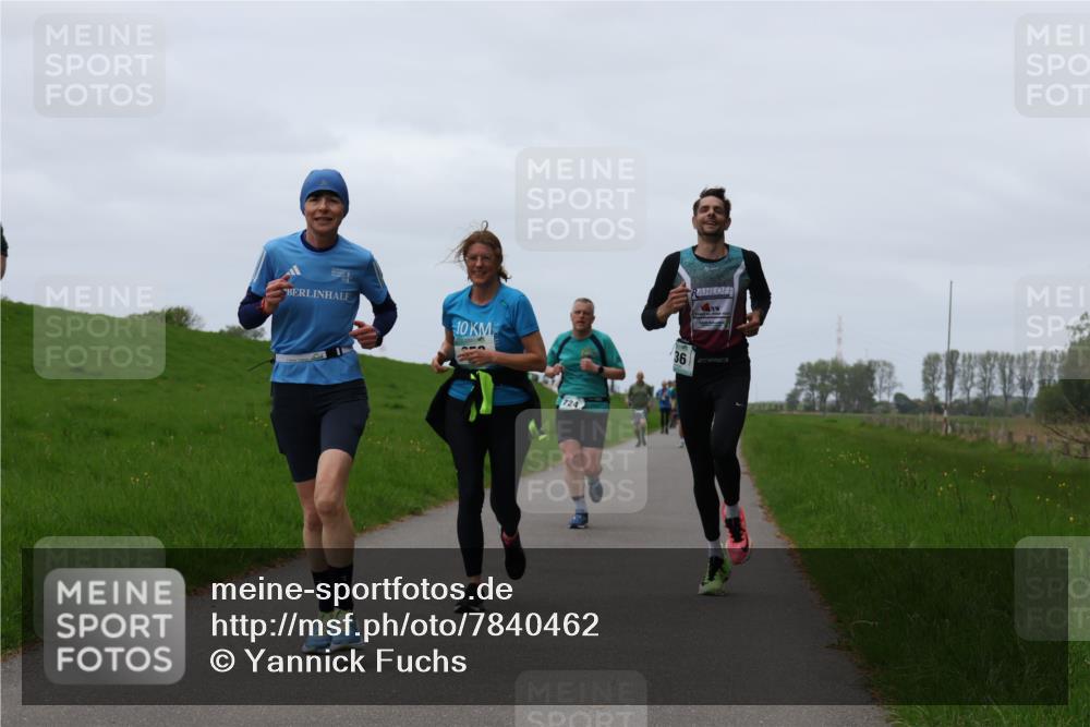 04.05.2025 - 8. Wedeler Halbmarathon Yannick Fuchs http://msf.ph/oto/7840462 04.05.2025 11:27:07 Laufen 10, 724, 36 meine-sportfotos.de