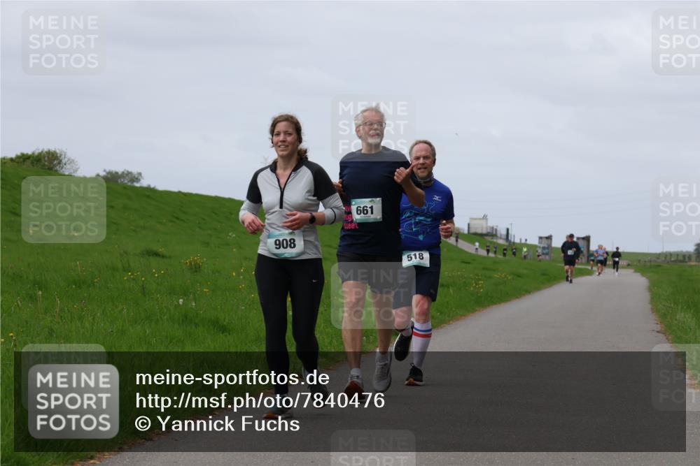 04.05.2025 - 8. Wedeler Halbmarathon Yannick Fuchs http://msf.ph/oto/7840476 04.05.2025 11:47:50 Laufen 908, 661, 518 meine-sportfotos.de