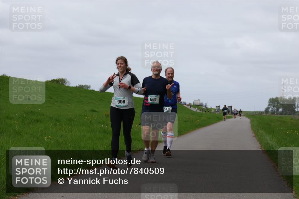 04.05.2025 - 8. Wedeler Halbmarathon Yannick Fuchs http://msf.ph/oto/7840509 04.05.2025 11:47:51 Laufen 908, 661, 518 meine-sportfotos.de