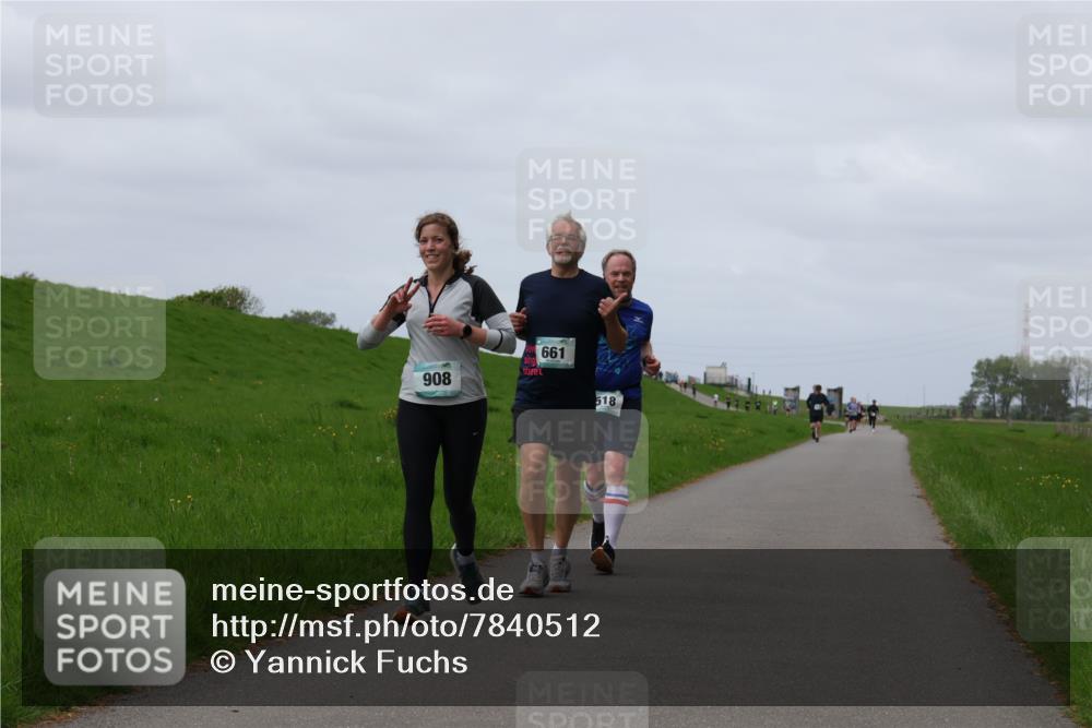04.05.2025 - 8. Wedeler Halbmarathon Yannick Fuchs http://msf.ph/oto/7840512 04.05.2025 11:47:51 Laufen 908, 661, 518 meine-sportfotos.de