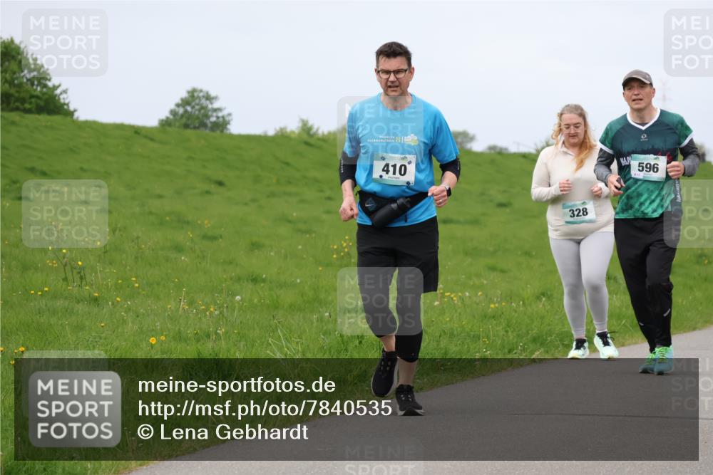 04.05.2025 - 8. Wedeler Halbmarathon Lena Gebhardt http://msf.ph/oto/7840535 04.05.2025 11:49:07 Laufen 410, 328, 596 meine-sportfotos.de
