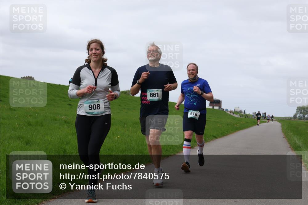 04.05.2025 - 8. Wedeler Halbmarathon Yannick Fuchs http://msf.ph/oto/7840575 04.05.2025 11:47:53 Laufen 908, 661, 518 meine-sportfotos.de