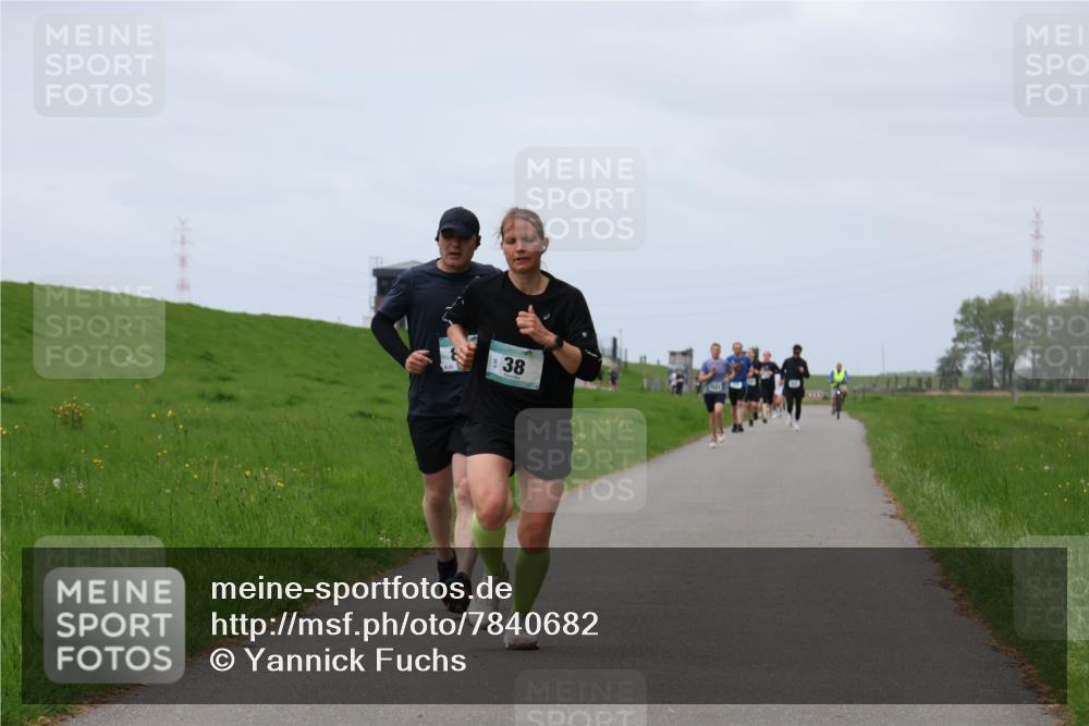 04.05.2025 - 8. Wedeler Halbmarathon Yannick Fuchs http://msf.ph/oto/7840682 04.05.2025 11:48:12 Laufen 38 meine-sportfotos.de