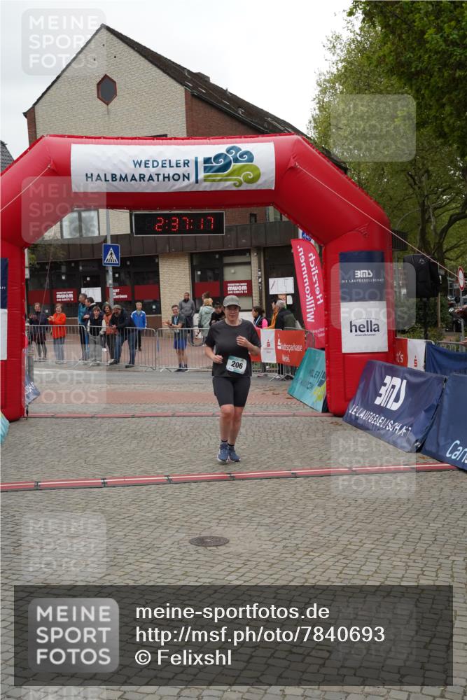 04.05.2025 - 8. Wedeler Halbmarathon Felixshl http://msf.ph/oto/7840693 04.05.2025 12:37:14 Ziel 206 meine-sportfotos.de