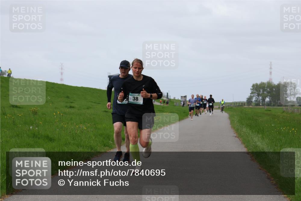 04.05.2025 - 8. Wedeler Halbmarathon Yannick Fuchs http://msf.ph/oto/7840695 04.05.2025 11:48:13 Laufen 38 meine-sportfotos.de