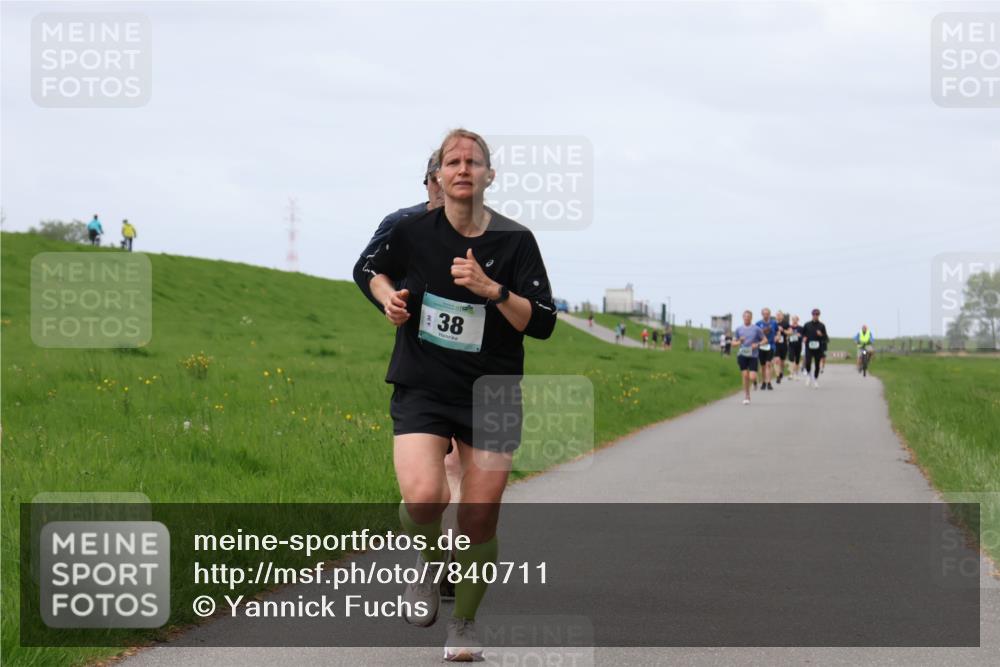 04.05.2025 - 8. Wedeler Halbmarathon Yannick Fuchs http://msf.ph/oto/7840711 04.05.2025 11:48:14 Laufen 38 meine-sportfotos.de