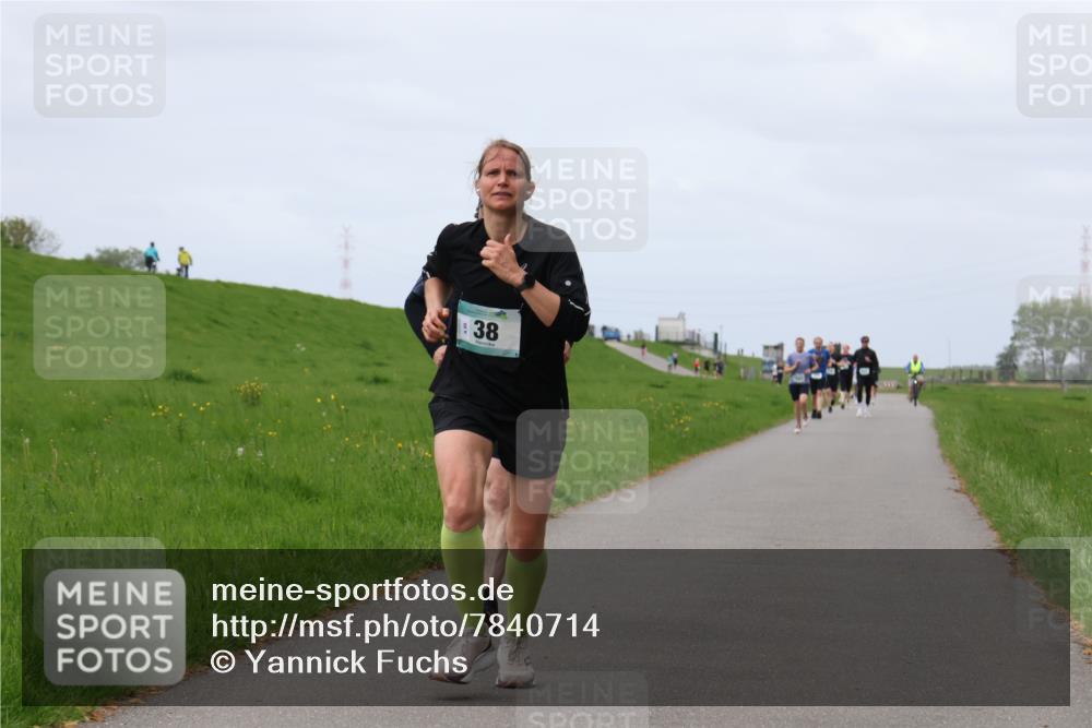 04.05.2025 - 8. Wedeler Halbmarathon Yannick Fuchs http://msf.ph/oto/7840714 04.05.2025 11:48:14 Laufen 38 meine-sportfotos.de