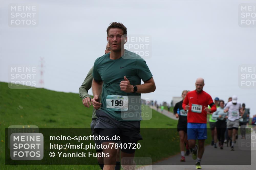 04.05.2025 - 8. Wedeler Halbmarathon Yannick Fuchs http://msf.ph/oto/7840720 04.05.2025 11:27:19 Laufen 199, 320, 1194 meine-sportfotos.de