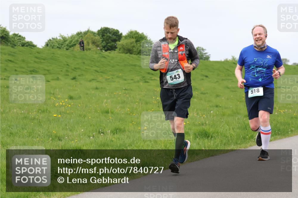 04.05.2025 - 8. Wedeler Halbmarathon Lena Gebhardt http://msf.ph/oto/7840727 04.05.2025 11:49:57 Laufen 543, 518 meine-sportfotos.de