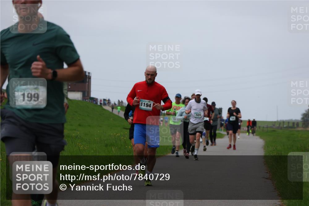 04.05.2025 - 8. Wedeler Halbmarathon Yannick Fuchs http://msf.ph/oto/7840729 04.05.2025 11:27:20 Laufen 199, 1194, 19, 524 meine-sportfotos.de