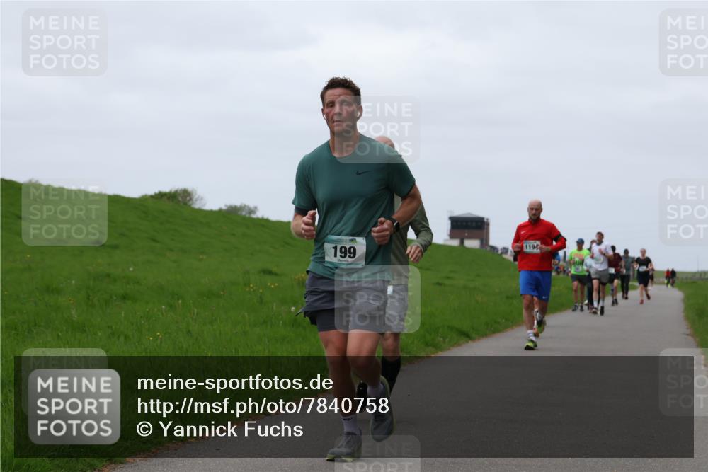 04.05.2025 - 8. Wedeler Halbmarathon Yannick Fuchs http://msf.ph/oto/7840758 04.05.2025 11:27:21 Laufen 199, 1194 meine-sportfotos.de