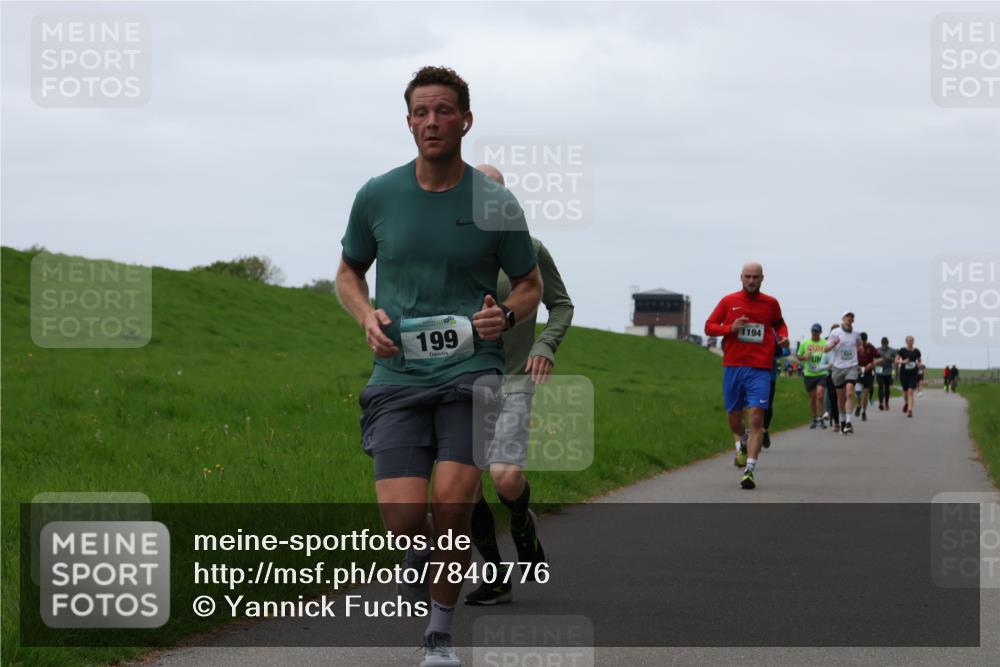04.05.2025 - 8. Wedeler Halbmarathon Yannick Fuchs http://msf.ph/oto/7840776 04.05.2025 11:27:21 Laufen 199, 1194 meine-sportfotos.de