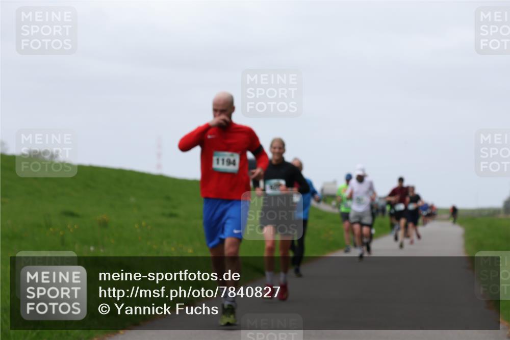 04.05.2025 - 8. Wedeler Halbmarathon Yannick Fuchs http://msf.ph/oto/7840827 04.05.2025 11:27:23 Laufen 1194 meine-sportfotos.de