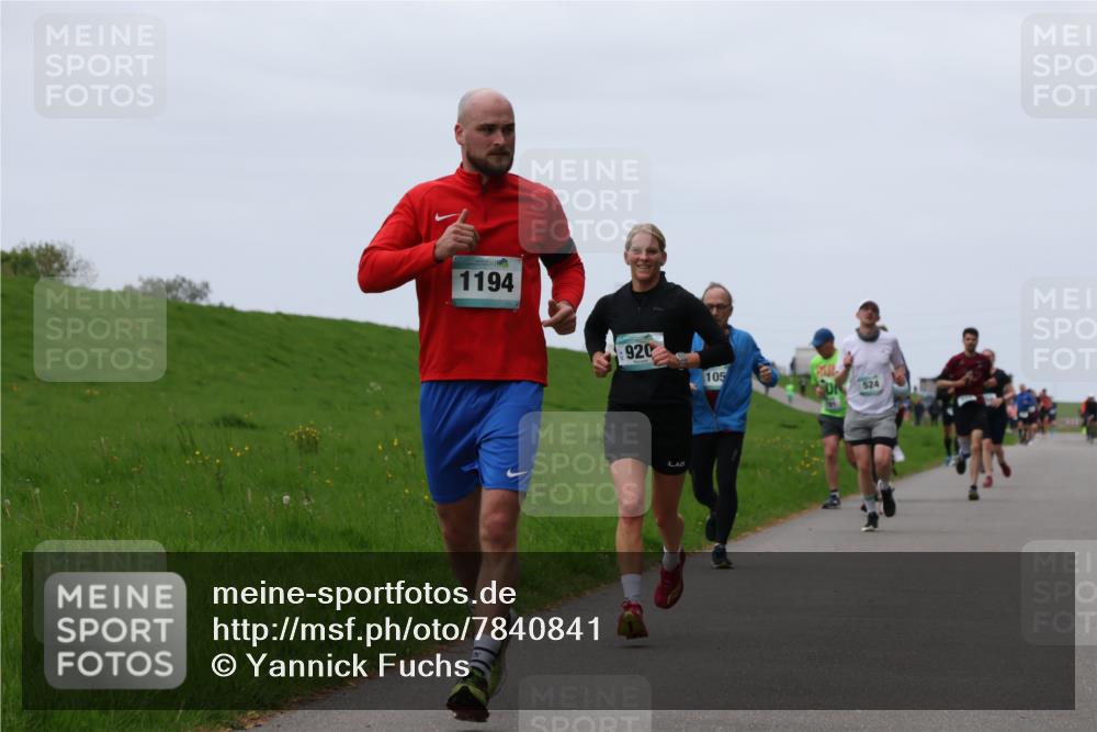 04.05.2025 - 8. Wedeler Halbmarathon Yannick Fuchs http://msf.ph/oto/7840841 04.05.2025 11:27:24 Laufen 1194, 920, 105 meine-sportfotos.de