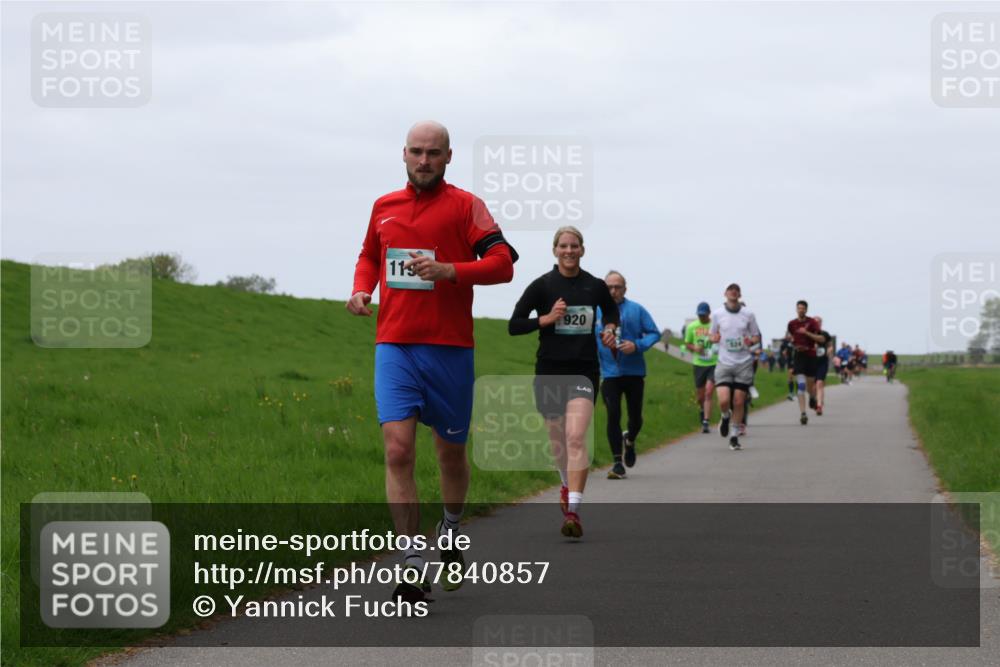 04.05.2025 - 8. Wedeler Halbmarathon Yannick Fuchs http://msf.ph/oto/7840857 04.05.2025 11:27:25 Laufen 11, 920 meine-sportfotos.de