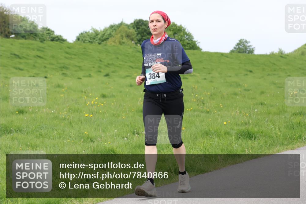 04.05.2025 - 8. Wedeler Halbmarathon Lena Gebhardt http://msf.ph/oto/7840866 04.05.2025 11:51:06 Laufen 15, 384 meine-sportfotos.de