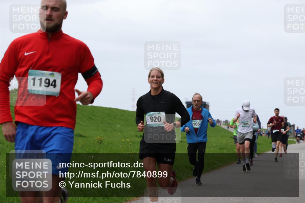 04.05.2025 - 8. Wedeler Halbmarathon Yannick Fuchs http://msf.ph/oto/7840899 04.05.2025 11:27:26 Laufen 1194, 920, 105, 524 meine-sportfotos.de