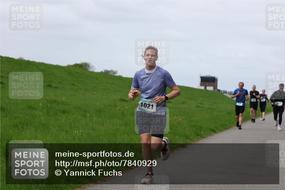 04.05.2025 - 8. Wedeler Halbmarathon Yannick Fuchs http://msf.ph/oto/7840929 04.05.2025 11:48:32 Laufen 1021, 174 meine-sportfotos.de