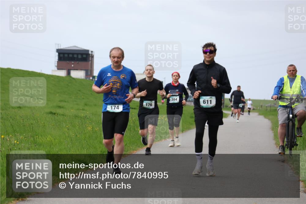 04.05.2025 - 8. Wedeler Halbmarathon Yannick Fuchs http://msf.ph/oto/7840995 04.05.2025 11:48:35 Laufen 176, 174, 384, 611 meine-sportfotos.de