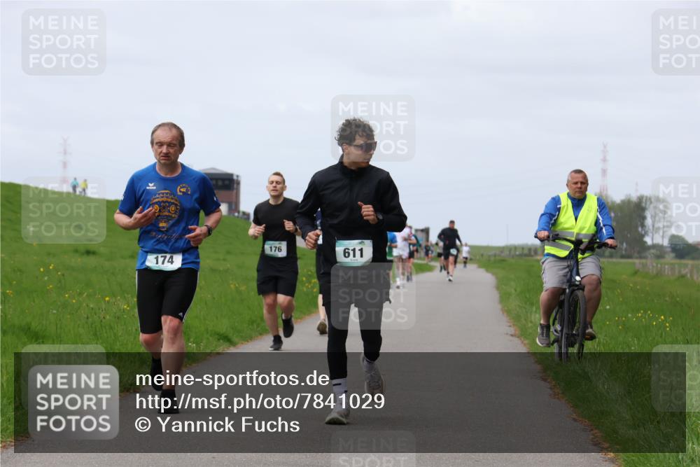 04.05.2025 - 8. Wedeler Halbmarathon Yannick Fuchs http://msf.ph/oto/7841029 04.05.2025 11:48:39 Laufen 174, 176, 611 meine-sportfotos.de