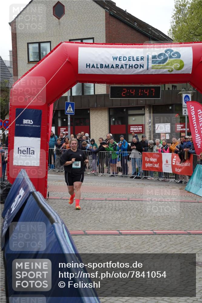 04.05.2025 - 8. Wedeler Halbmarathon Felixshl http://msf.ph/oto/7841054 04.05.2025 12:41:45 Ziel 182 meine-sportfotos.de