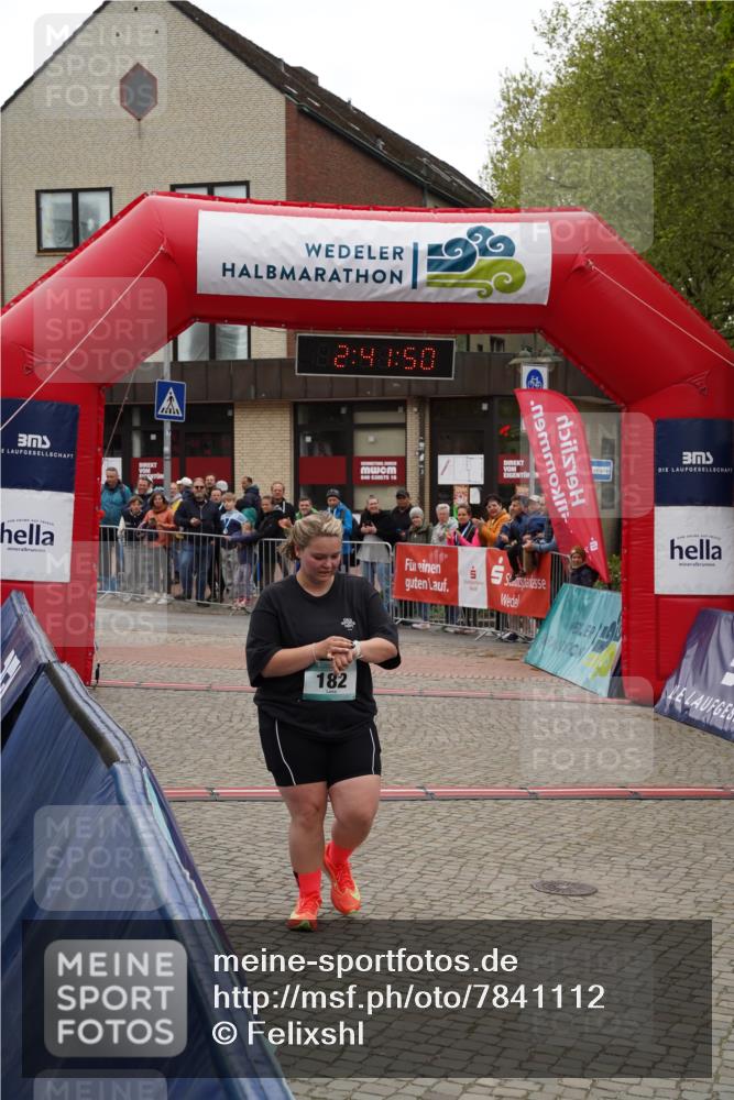 04.05.2025 - 8. Wedeler Halbmarathon Felixshl http://msf.ph/oto/7841112 04.05.2025 12:41:48 Ziel 182 meine-sportfotos.de