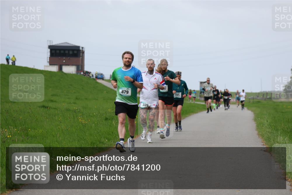 04.05.2025 - 8. Wedeler Halbmarathon Yannick Fuchs http://msf.ph/oto/7841200 04.05.2025 11:48:49 Laufen 879, 326, 1312, 725 meine-sportfotos.de