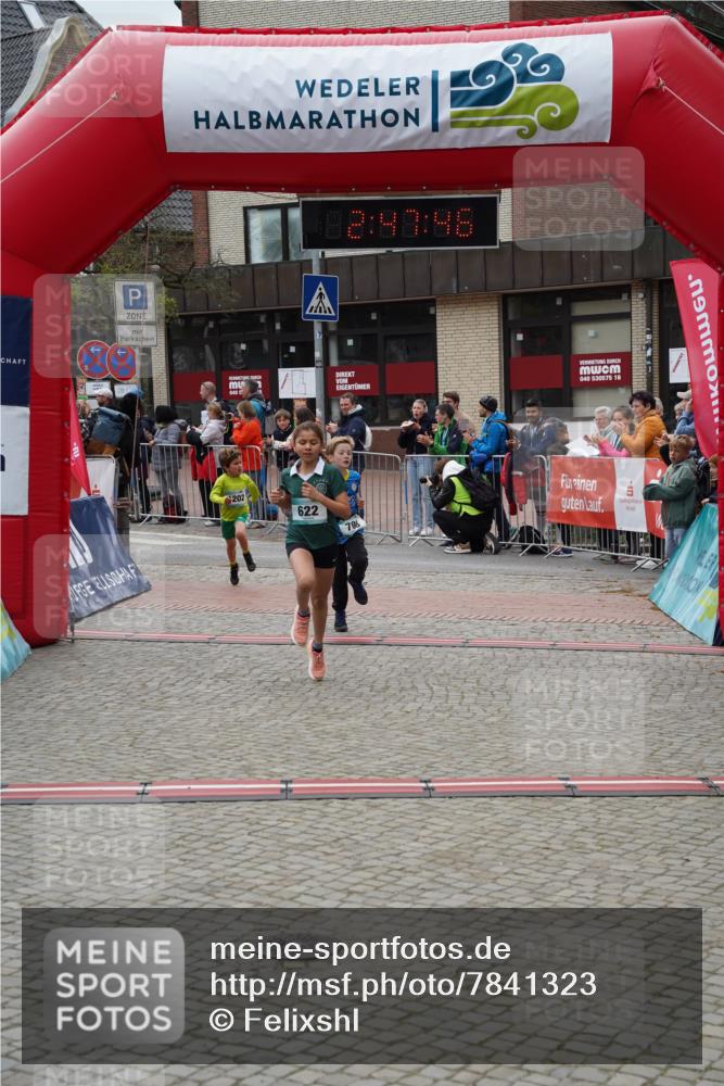 04.05.2025 - 8. Wedeler Halbmarathon Felixshl http://msf.ph/oto/7841323 04.05.2025 12:47:44 Ziel 622, 708, 1202 meine-sportfotos.de