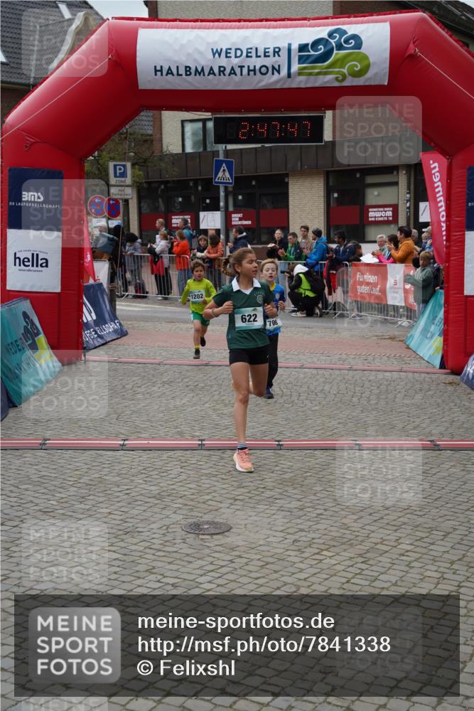 04.05.2025 - 8. Wedeler Halbmarathon Felixshl http://msf.ph/oto/7841338 04.05.2025 12:47:45 Ziel 622, 708, 1202 meine-sportfotos.de