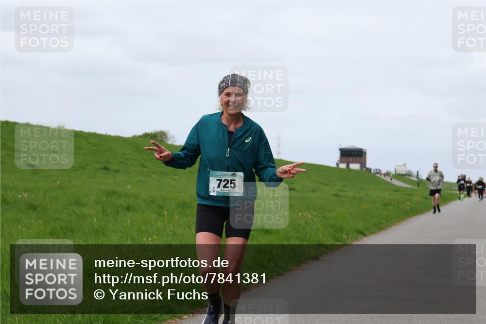 04.05.2025 - 8. Wedeler Halbmarathon Yannick Fuchs http://msf.ph/oto/7841381 04.05.2025 11:49:05 Laufen 725 meine-sportfotos.de
