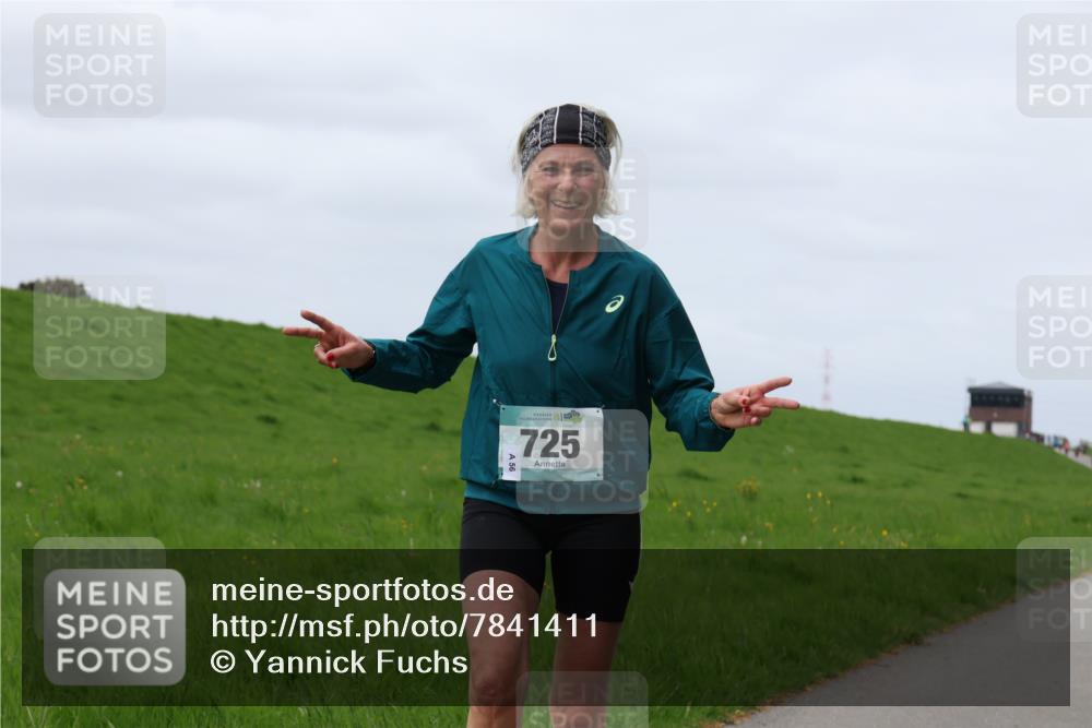 04.05.2025 - 8. Wedeler Halbmarathon Yannick Fuchs http://msf.ph/oto/7841411 04.05.2025 11:49:06 Laufen 725 meine-sportfotos.de
