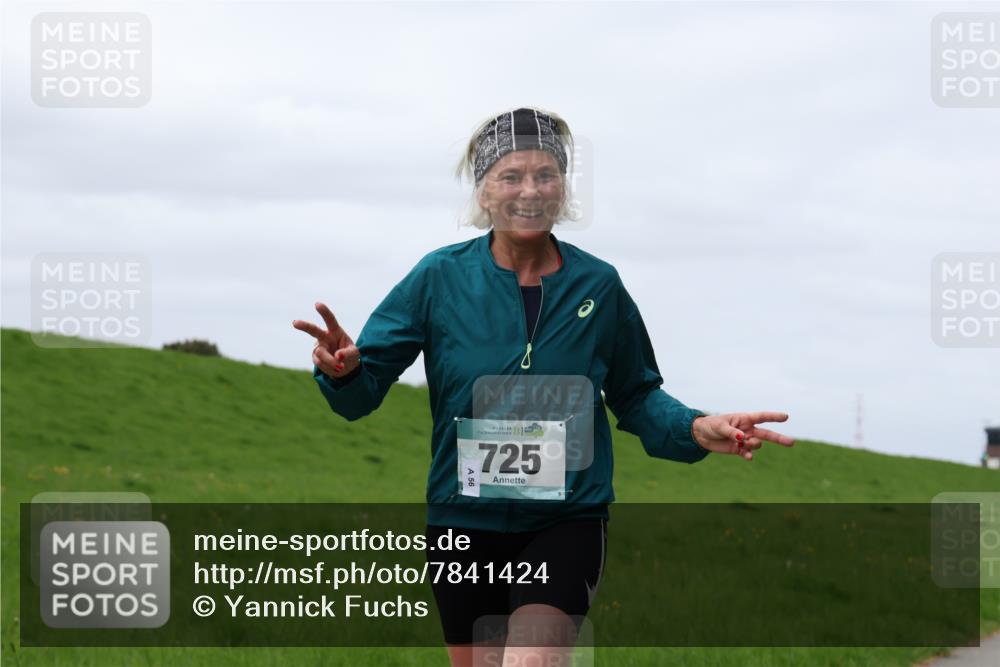 04.05.2025 - 8. Wedeler Halbmarathon Yannick Fuchs http://msf.ph/oto/7841424 04.05.2025 11:49:06 Laufen 2, 725 meine-sportfotos.de