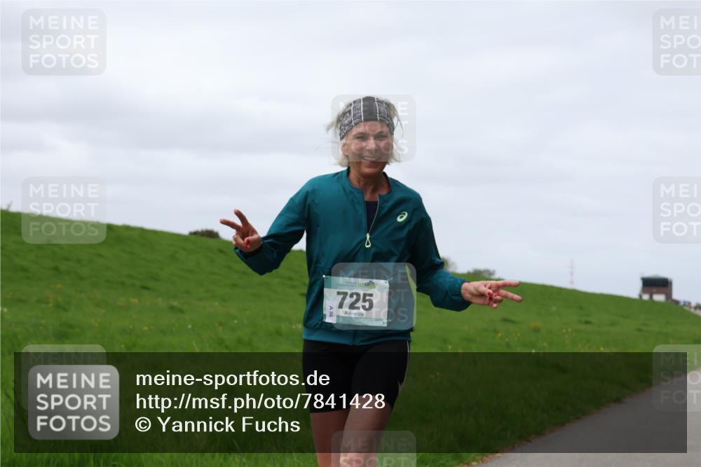 04.05.2025 - 8. Wedeler Halbmarathon Yannick Fuchs http://msf.ph/oto/7841428 04.05.2025 11:49:07 Laufen 725 meine-sportfotos.de
